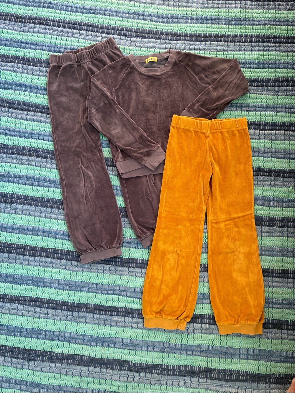 Suzie Kondi Girls two pair velour track pants and top grey and mustard size 8